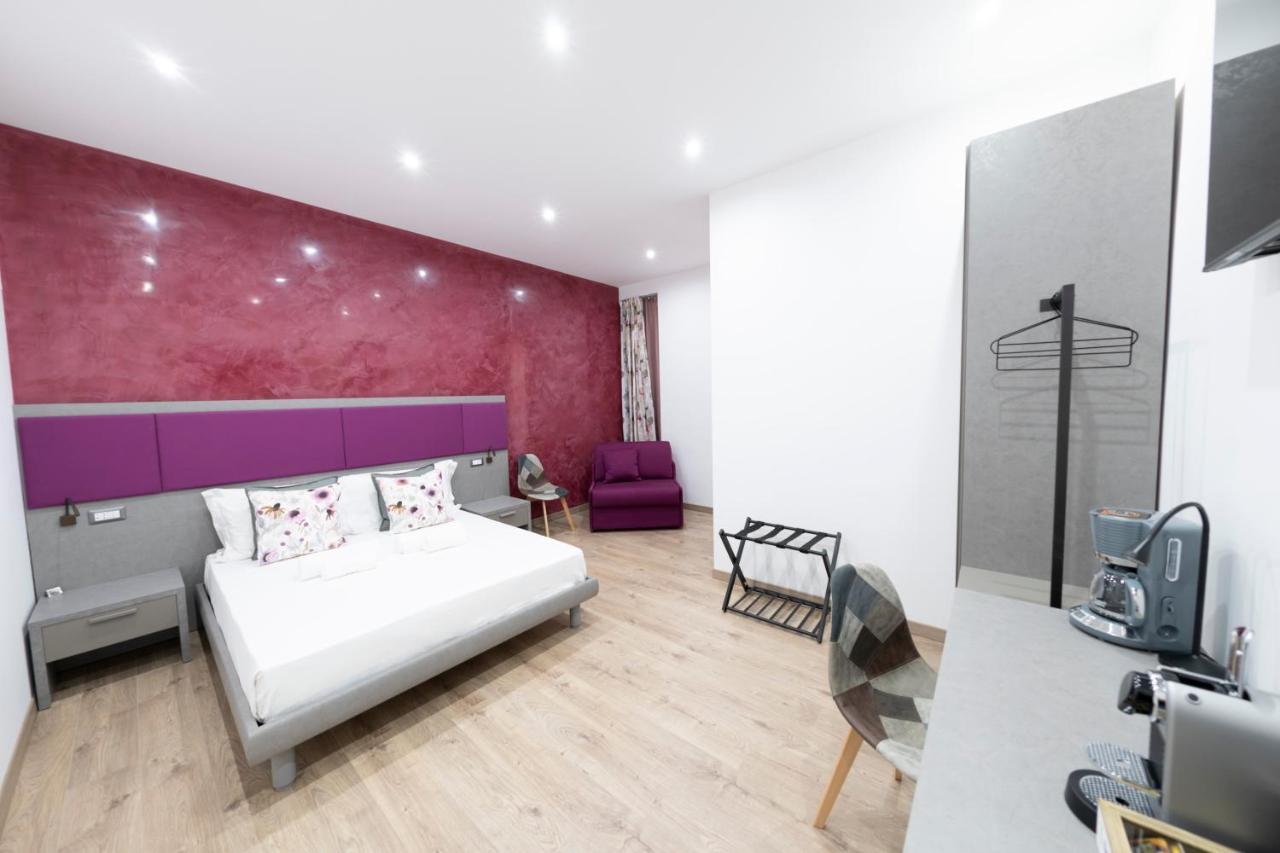 Catone Luxury Rooms Roma Esterno foto